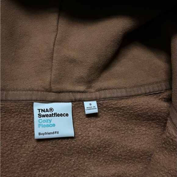 Aritzia TNA Boxy Cropped Hoodie Brown Small - Picture 3 of 5
